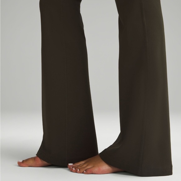 Lululemon Groove Nulu High Rise Flare Pant - Picture 4 of 10